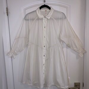 Free People White Cotton Button Down. Size XS